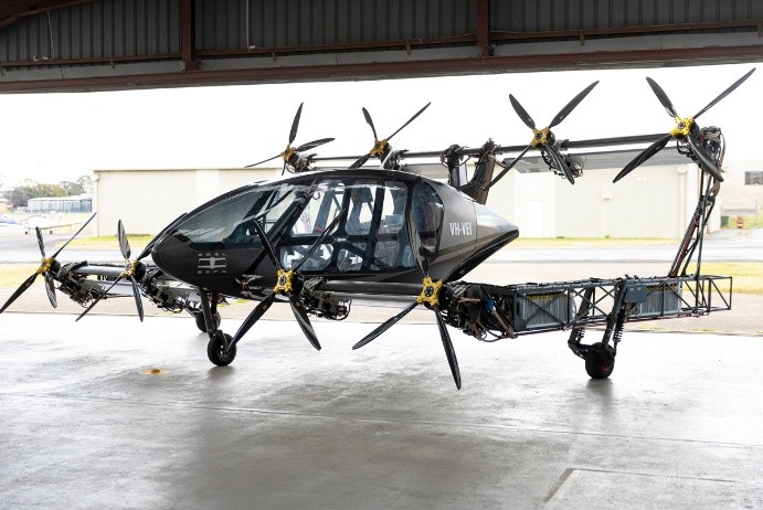 Первая в мире заправка жидким водородом приближает H2-электрический полет в Австралазии