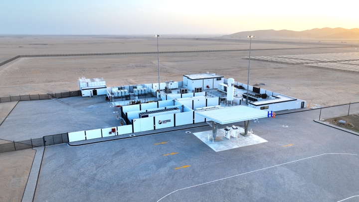 Plug Power установила GenEco электролизер для первого в Африке водородного комплекса