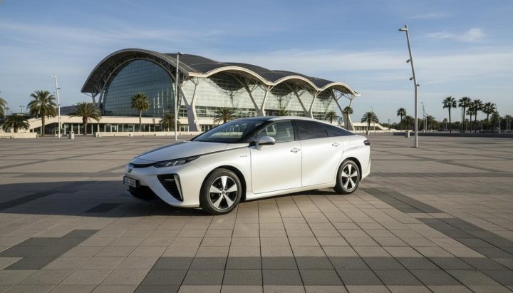 Toyota представила стратегию развития водородного транспорта в Севилье